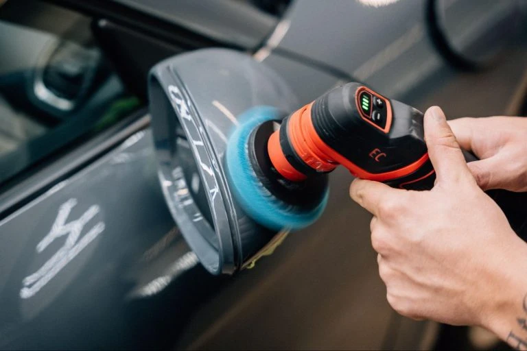 Porsche Aufbereitung Lackpolitur