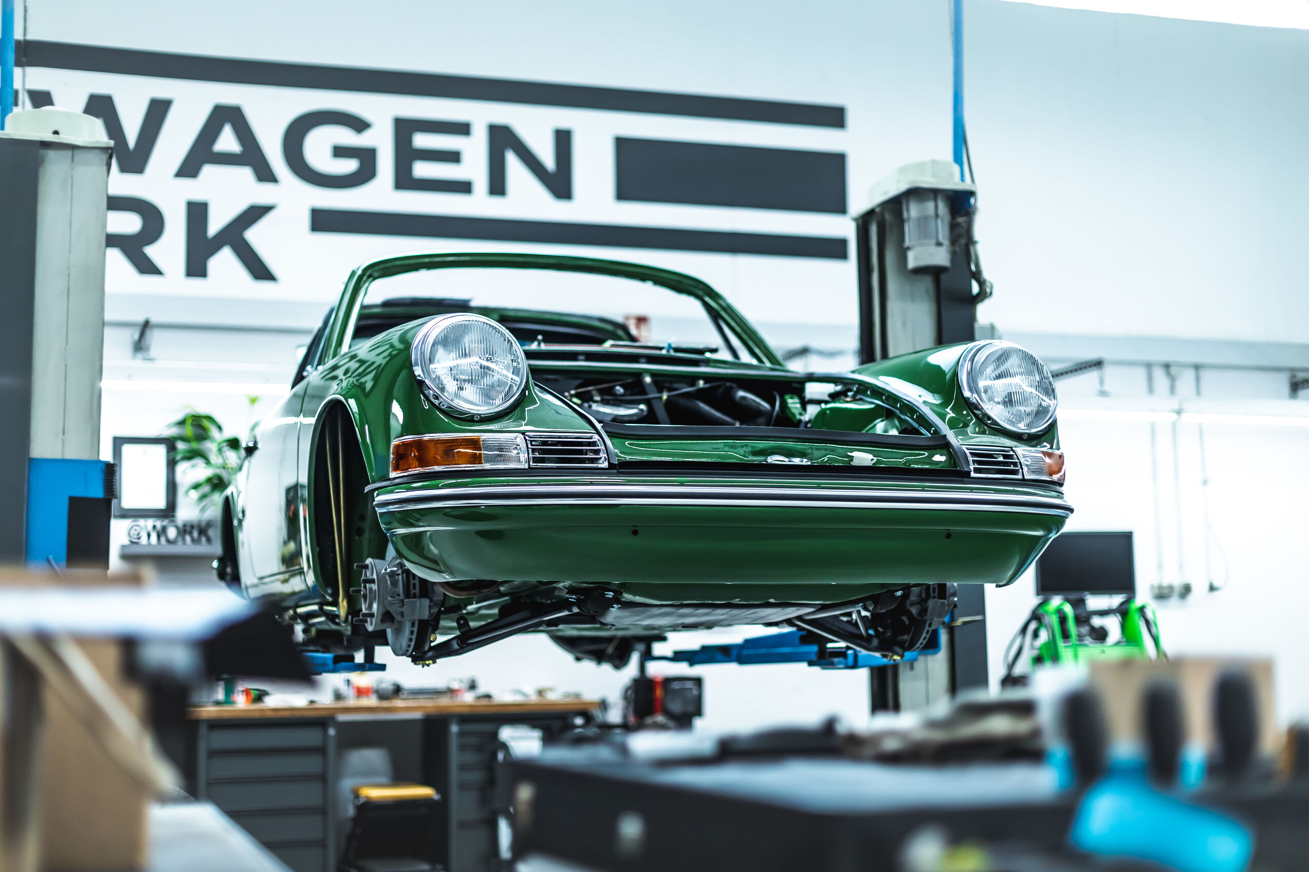 Porsche 911 Targa grün Grundaufbau Rohkarrosse