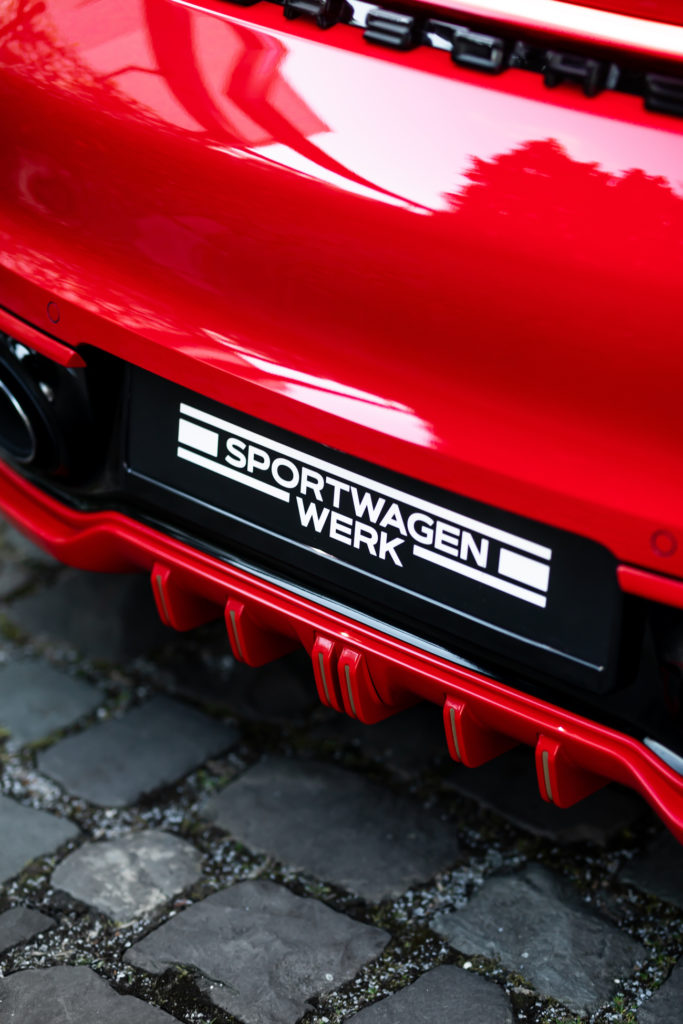 Sportwagen Werk - Porsche 992 TechArt rot Nummernschild