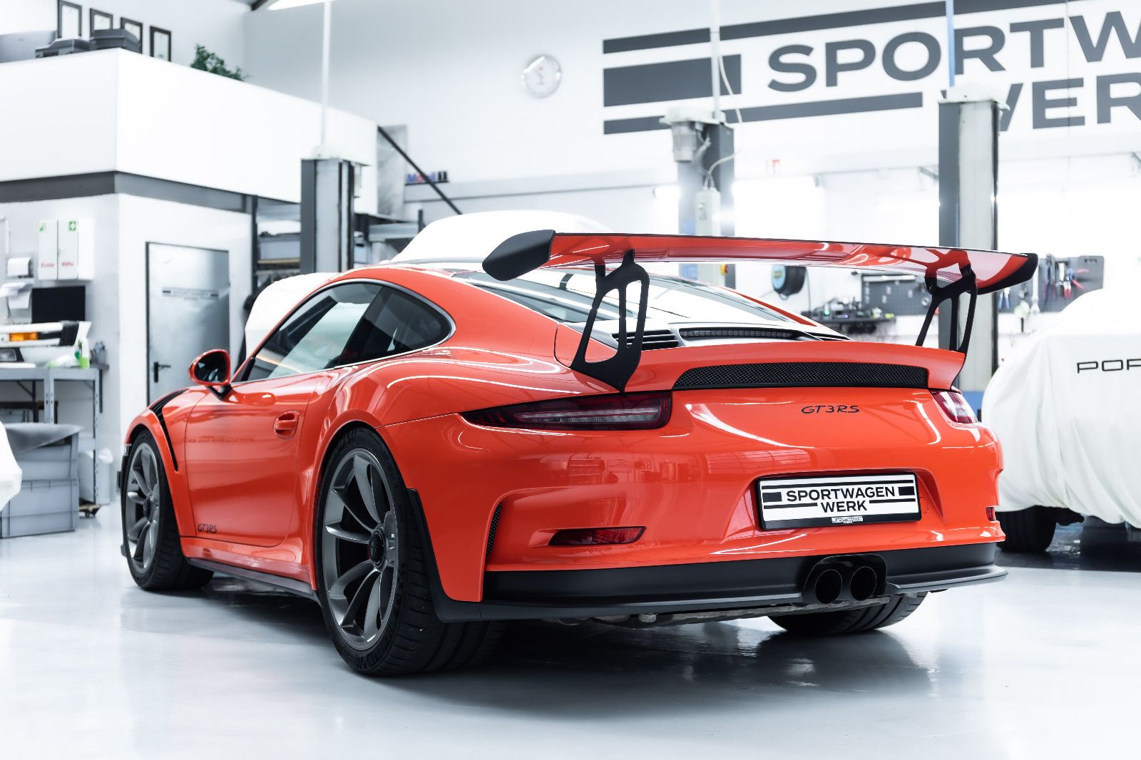 Fahrzeugabbildung Porsche 911 GT3 RS Clubsport I 6-Punkt-Gurte I BRD
