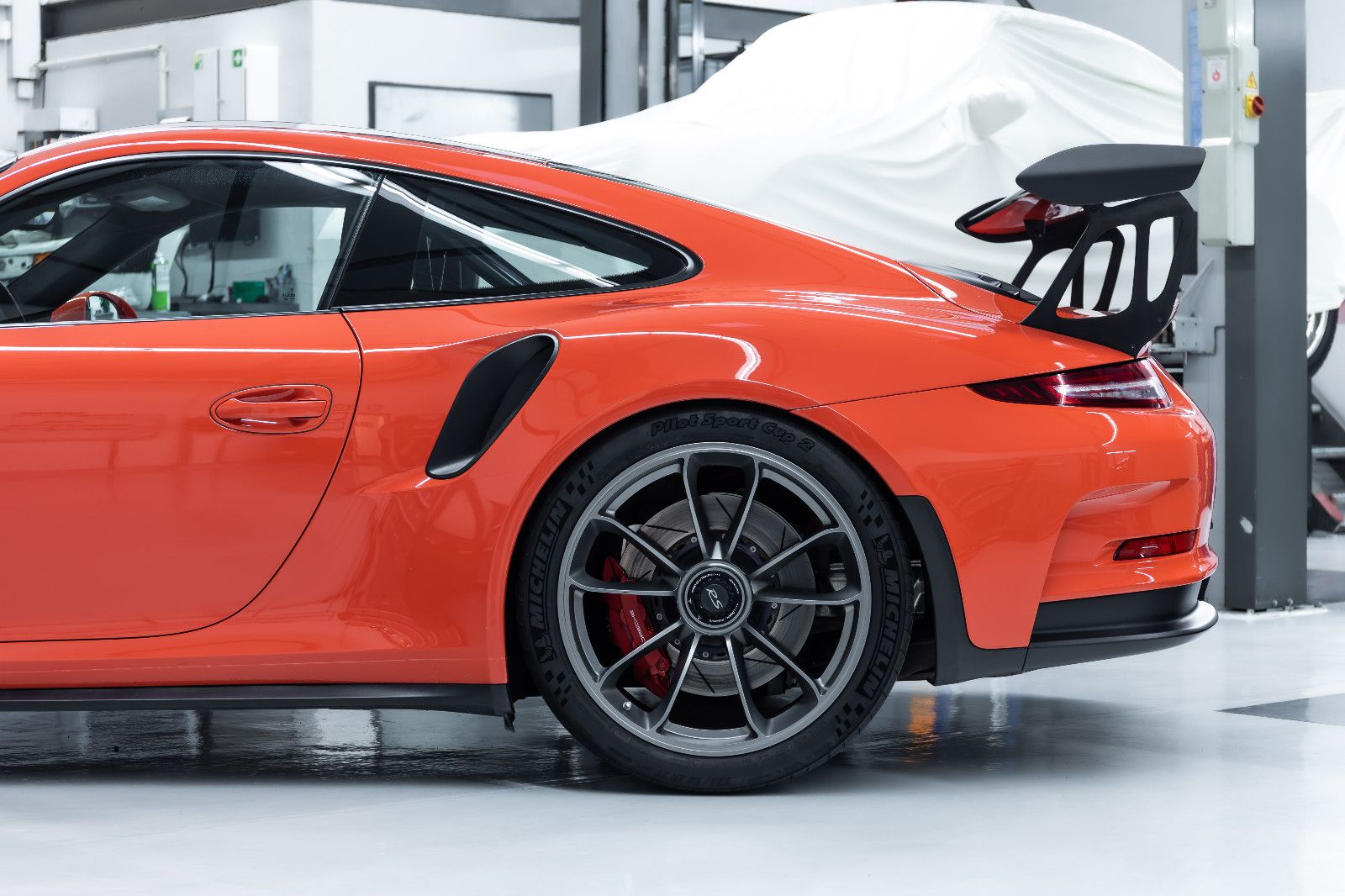 Fahrzeugabbildung Porsche 911 GT3 RS Clubsport I 6-Punkt-Gurte I BRD