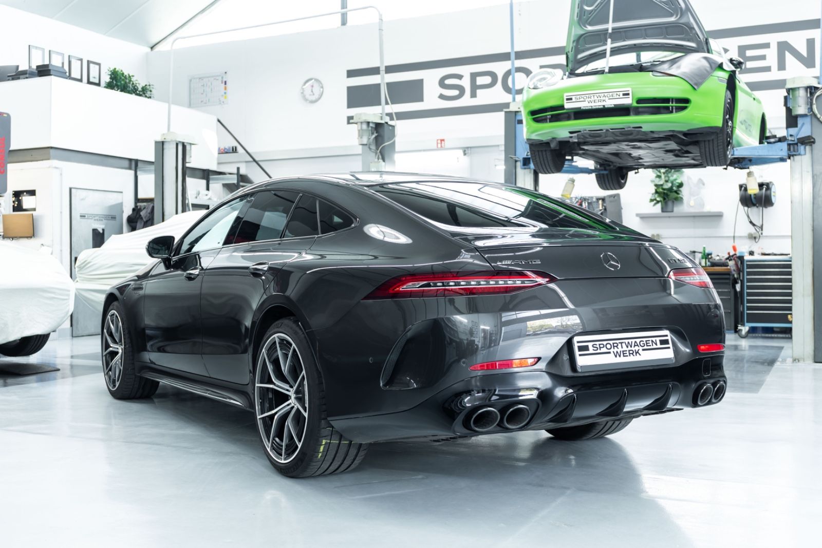 Fahrzeugabbildung Mercedes-Benz AMG GT 53 4Matic+ I Burmester I LED I HuD I 2.Hd