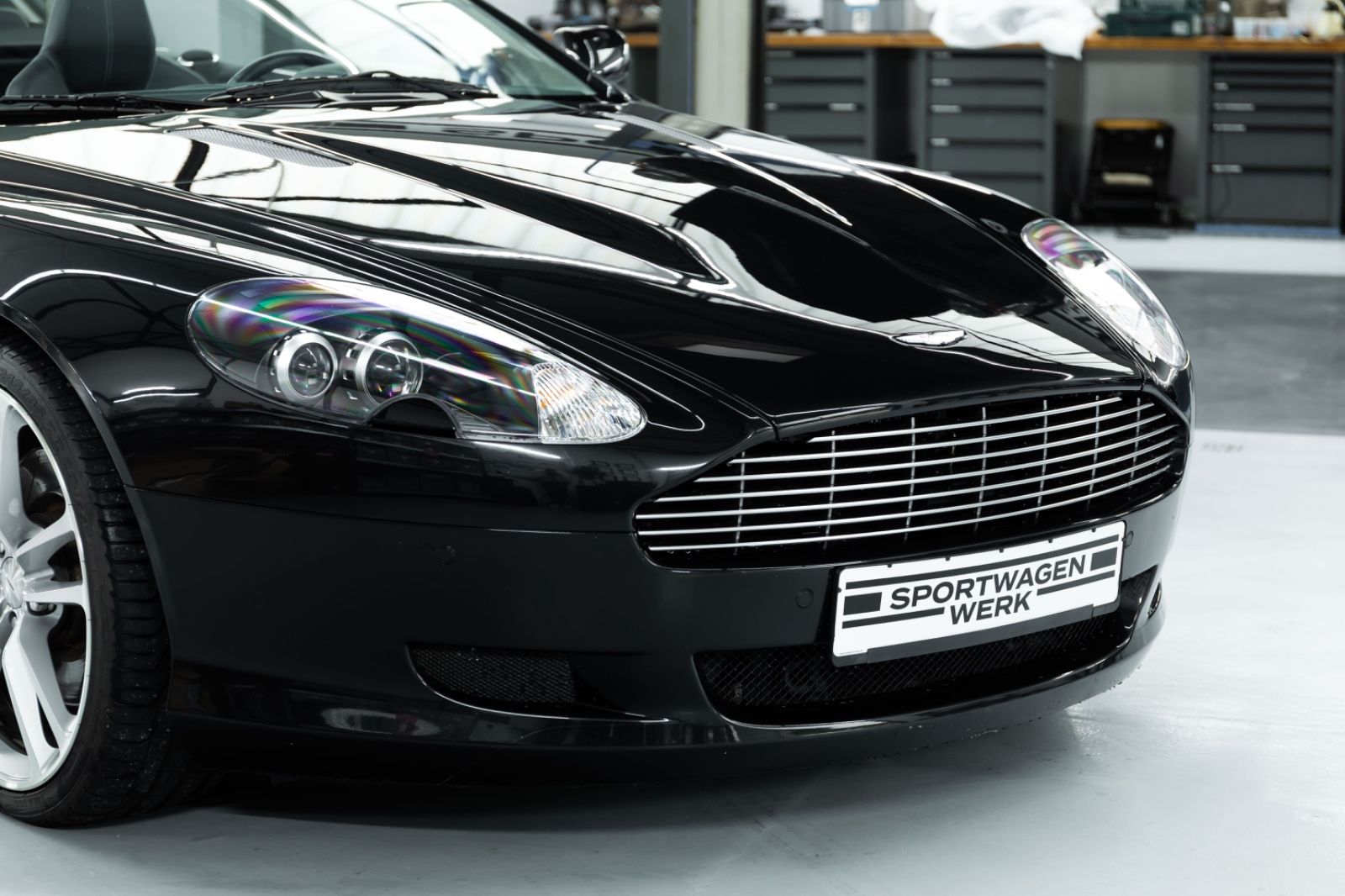 Fahrzeugabbildung Aston Martin DB9 Volante I 1. Hand  I Deutsches KFZ
