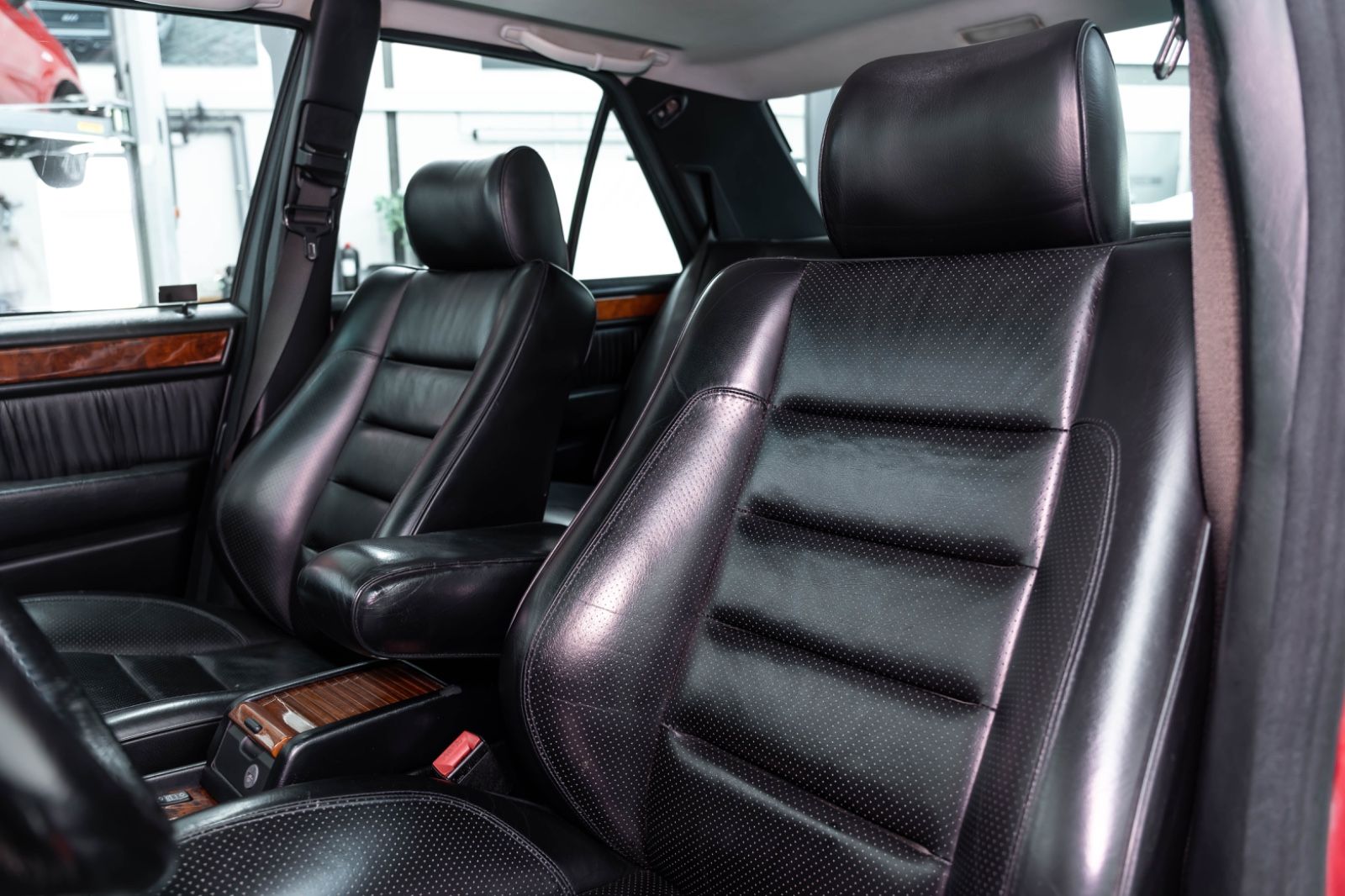 Fahrzeugabbildung Mercedes-Benz 500E I Serie 1 I Porsche I H-Zulassung I BRD