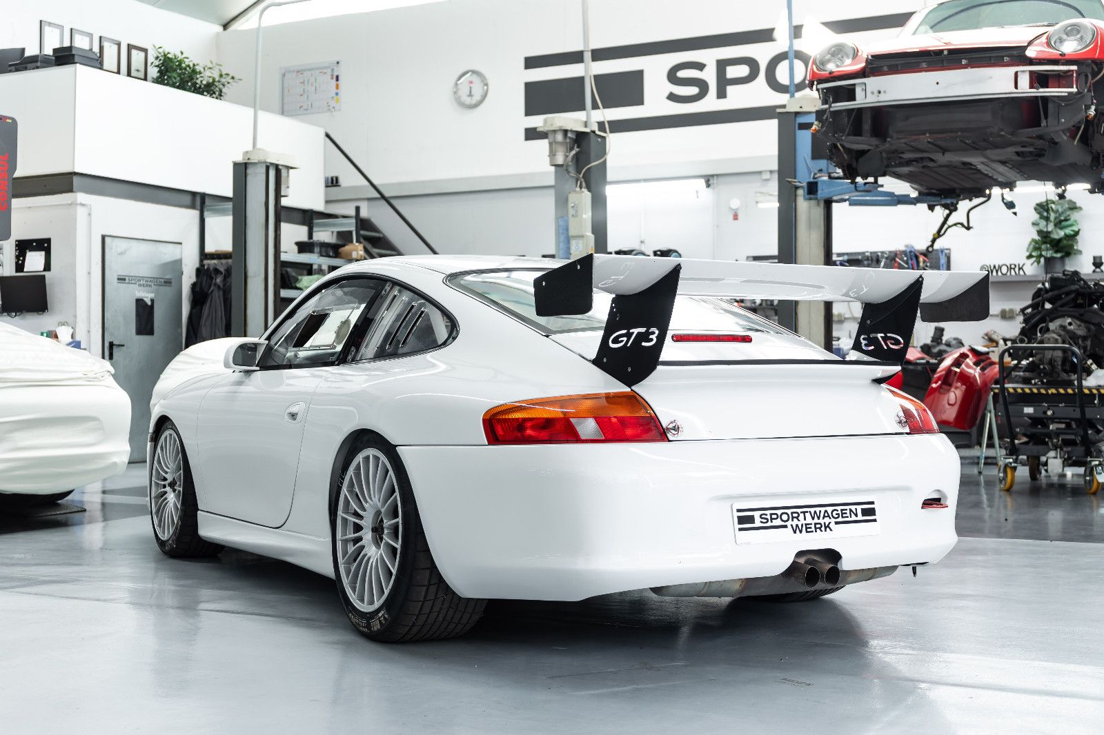 Fahrzeugabbildung Porsche 911 GT3 Cup I Motor Getriebe Revidiert I DMSB