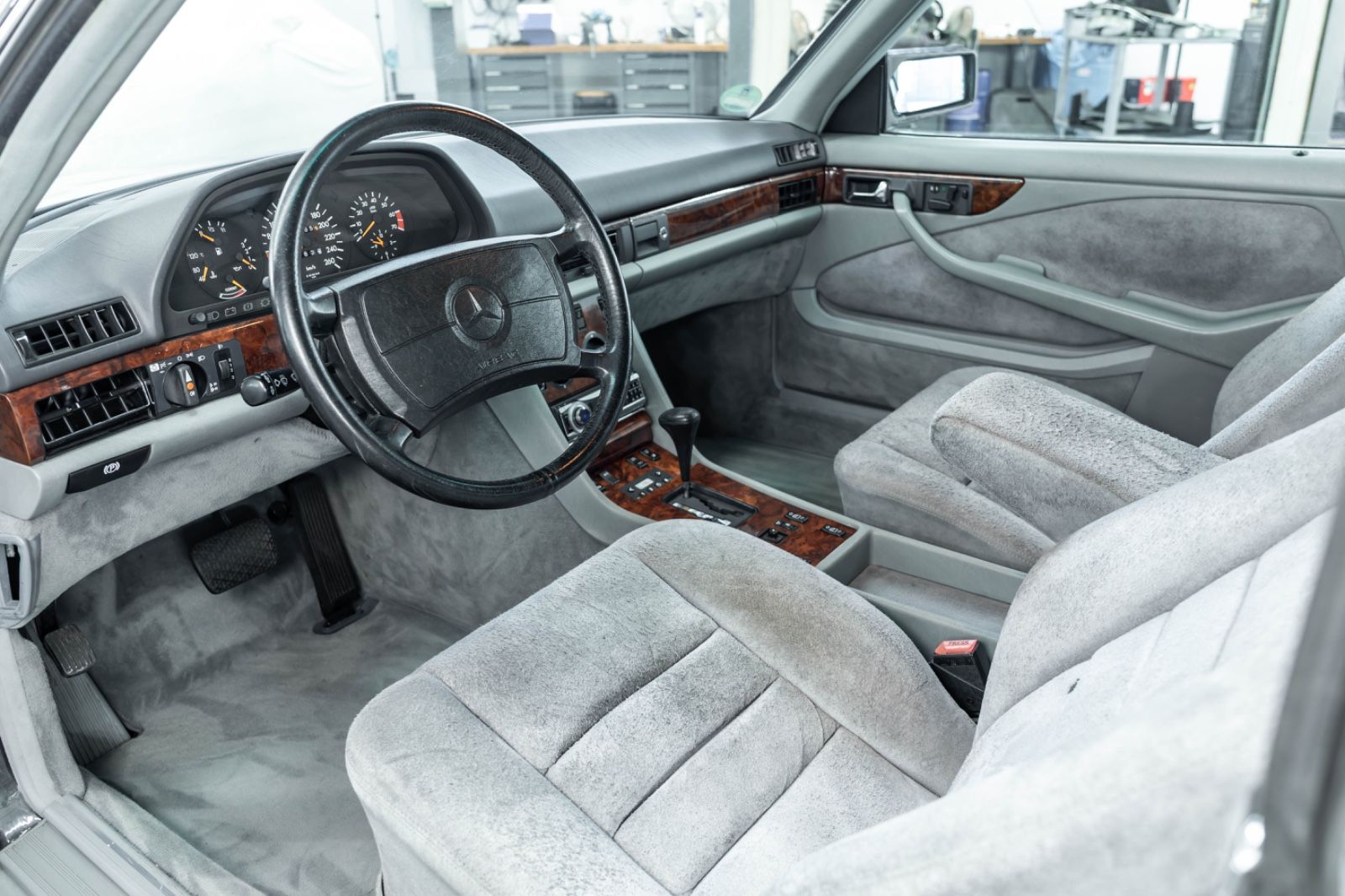 Fahrzeugabbildung Mercedes-Benz 560 SEC I AMG I BBS I 2. Hand I BRD