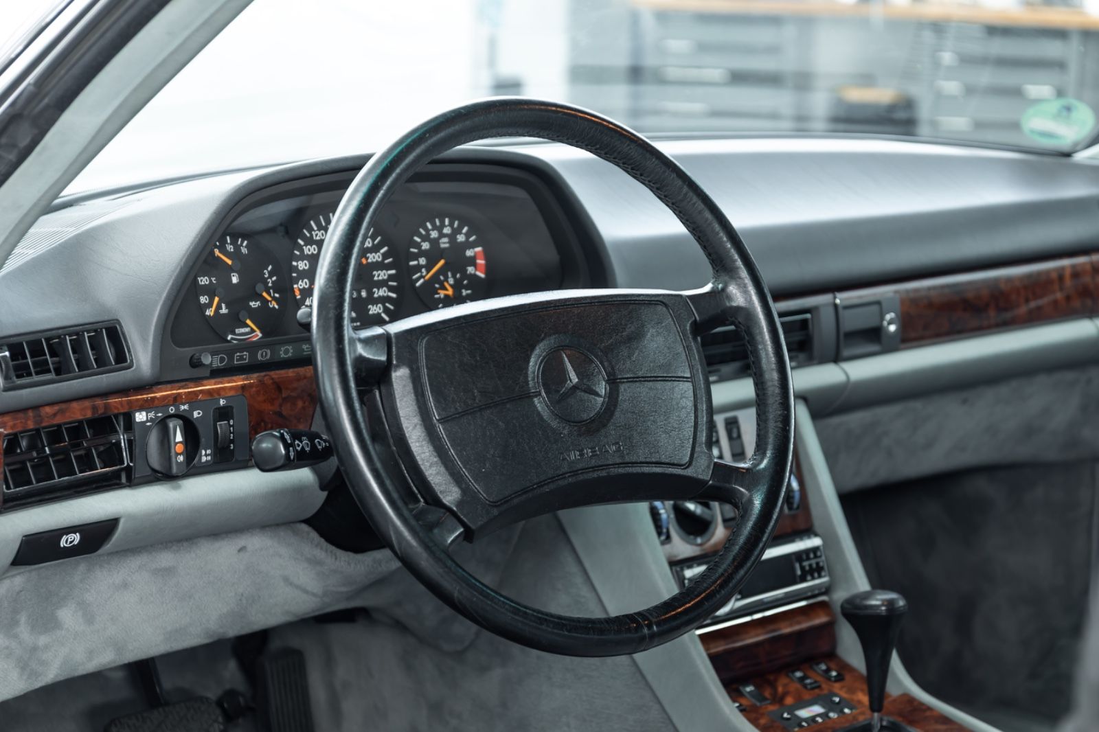 Fahrzeugabbildung Mercedes-Benz 560 SEC I AMG I BBS I 2. Hand I BRD