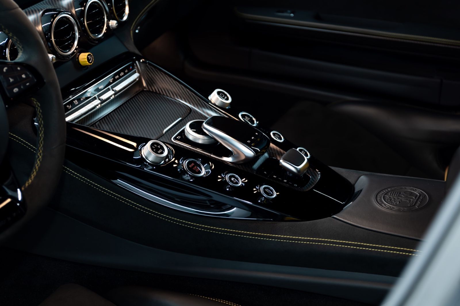 Fahrzeugabbildung Mercedes-Benz AMG GTR I  Burmester I Carbon I Titan I 1. Hand