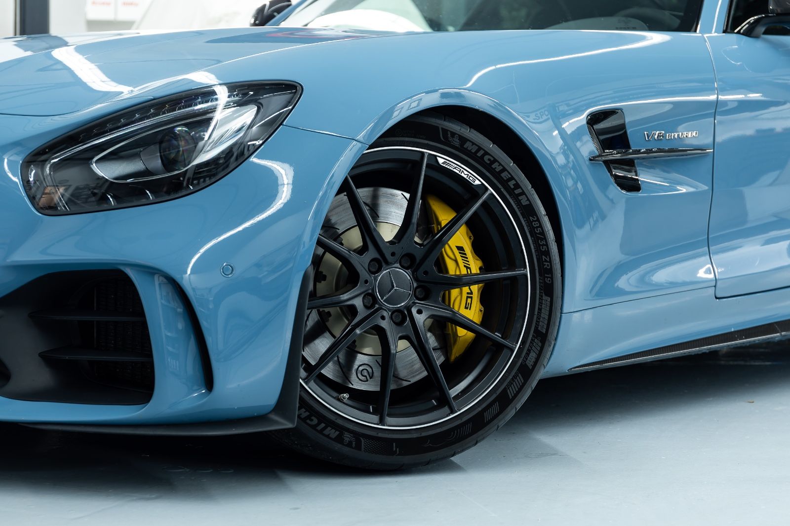 Fahrzeugabbildung Mercedes-Benz AMG GTR I  Burmester I Carbon I Titan I 1. Hand