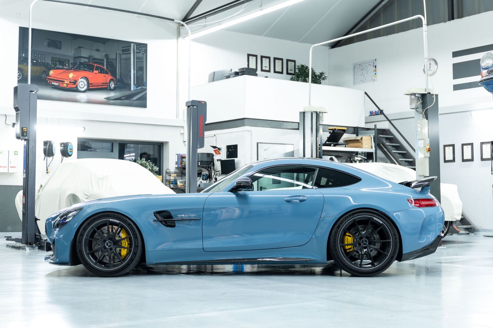 Fahrzeugabbildung Mercedes-Benz AMG GTR I  Burmester I Carbon I Titan I 1. Hand