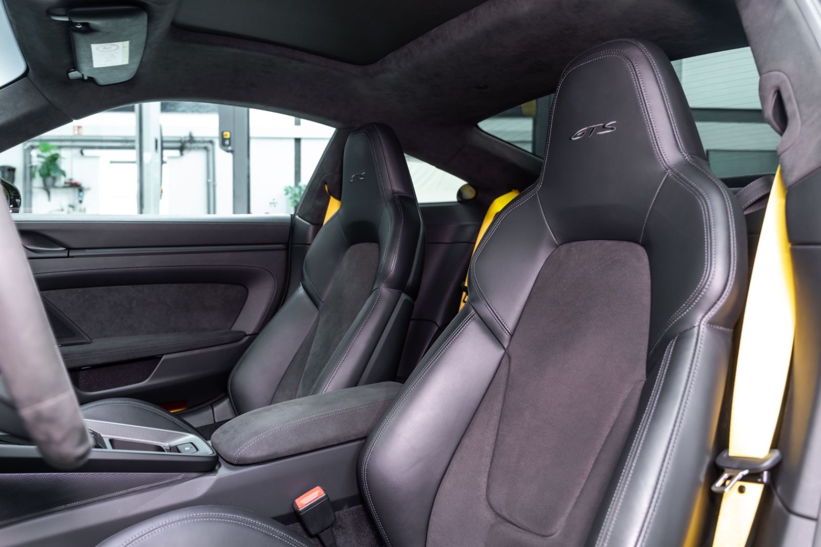 Fahrzeugabbildung Porsche 911 Carrera GTS I PCCB I PDLS+ I Bose I 1. Hand