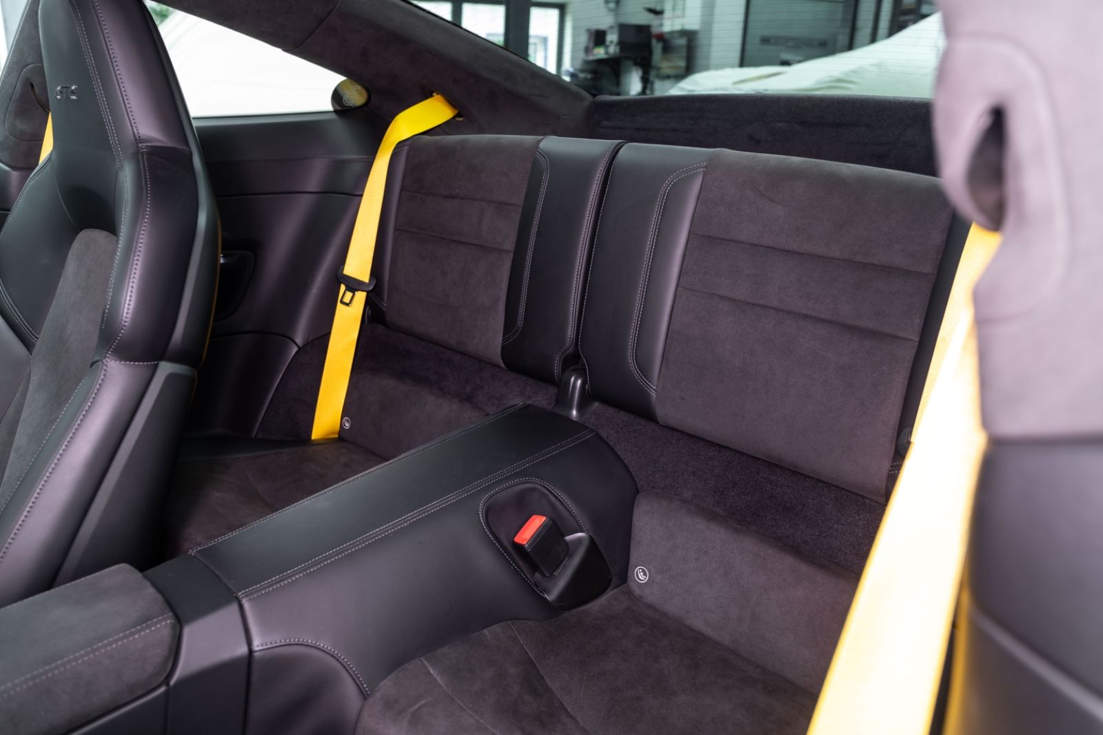 Fahrzeugabbildung Porsche 911 Carrera GTS I PCCB I PDLS+ I Bose I 1. Hand