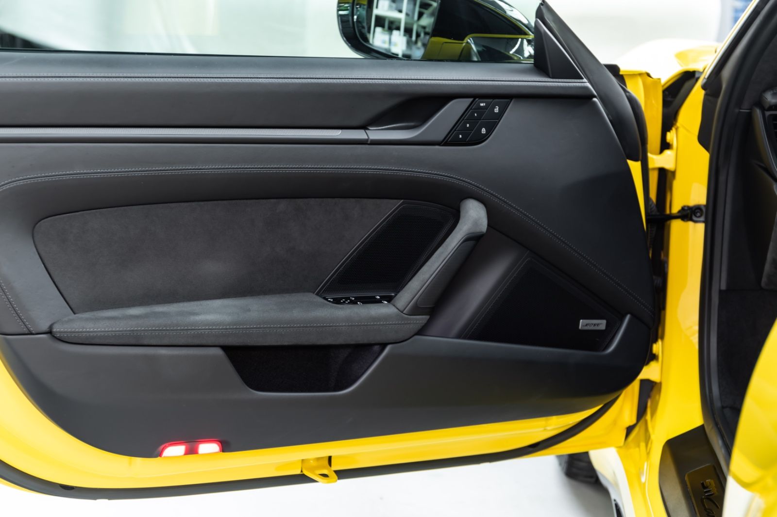Fahrzeugabbildung Porsche 911 Carrera GTS I PCCB I PDLS+ I Bose I 1. Hand