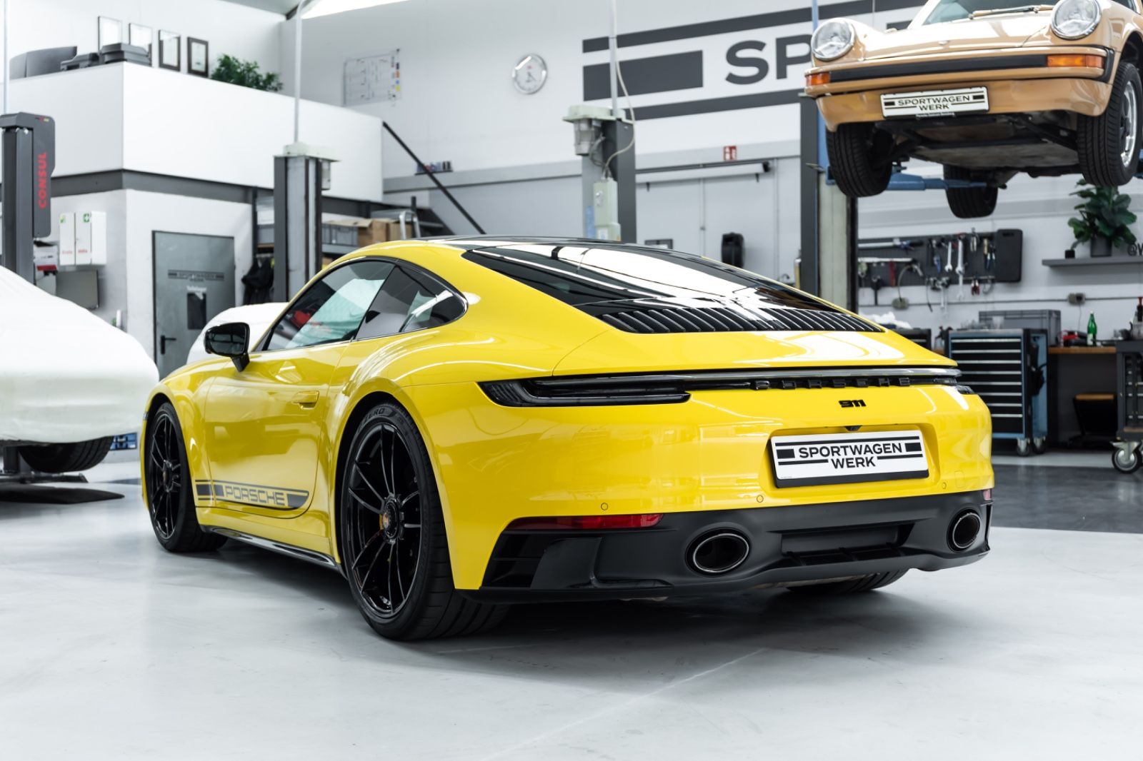 Fahrzeugabbildung Porsche 911 Carrera GTS I PCCB I PDLS+ I Bose I 1. Hand