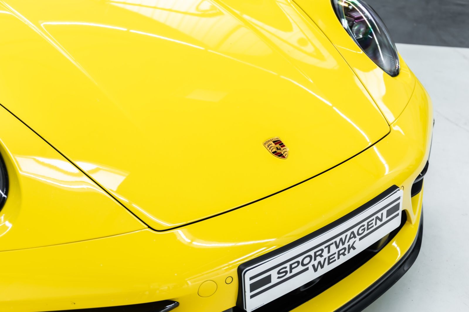 Fahrzeugabbildung Porsche 911 Carrera GTS I PCCB I PDLS+ I Bose I 1. Hand