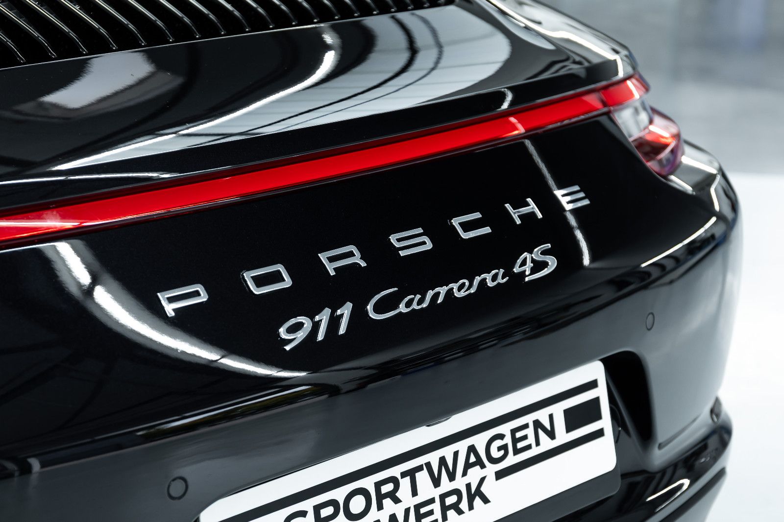 Fahrzeugabbildung Porsche 991 I 911 Carrera 4S I PDLS I 18-Wege I Bose