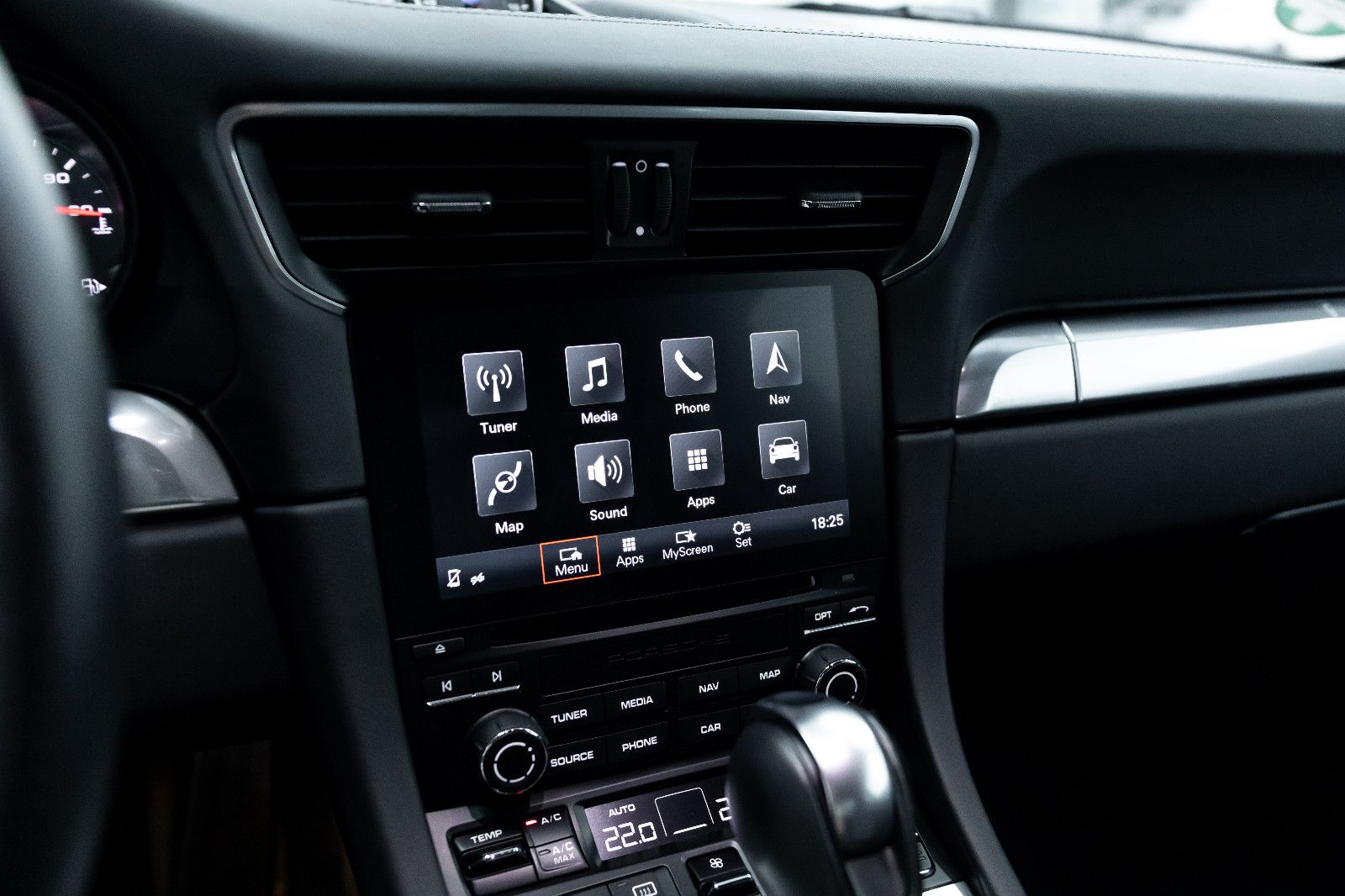Fahrzeugabbildung Porsche 991 I 911 Carrera 4S I PDLS I 18-Wege I Bose