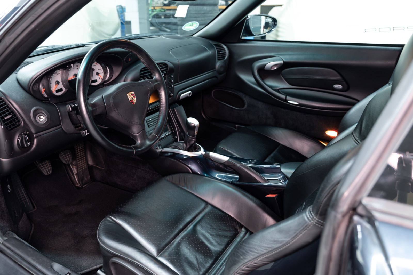 Fahrzeugabbildung Porsche 996 I 911 Carrera I PCM I Schalter I X-Codes