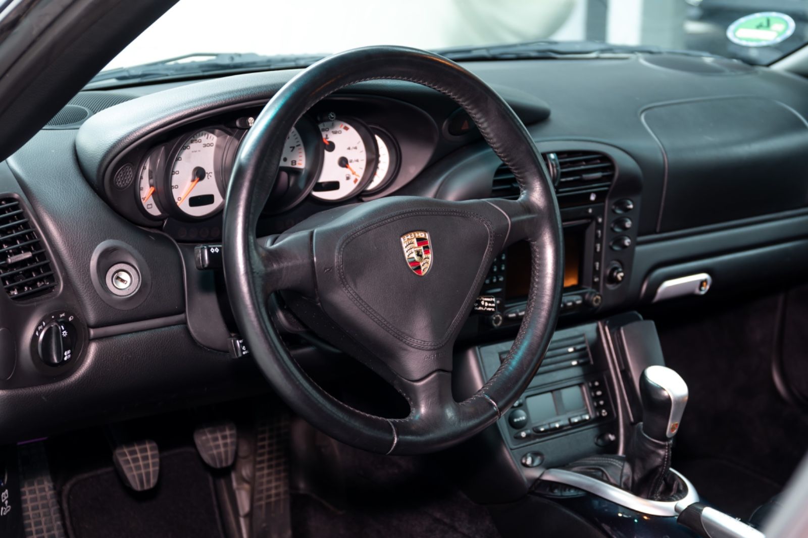 Fahrzeugabbildung Porsche 996 I 911 Carrera I PCM I Schalter I X-Codes