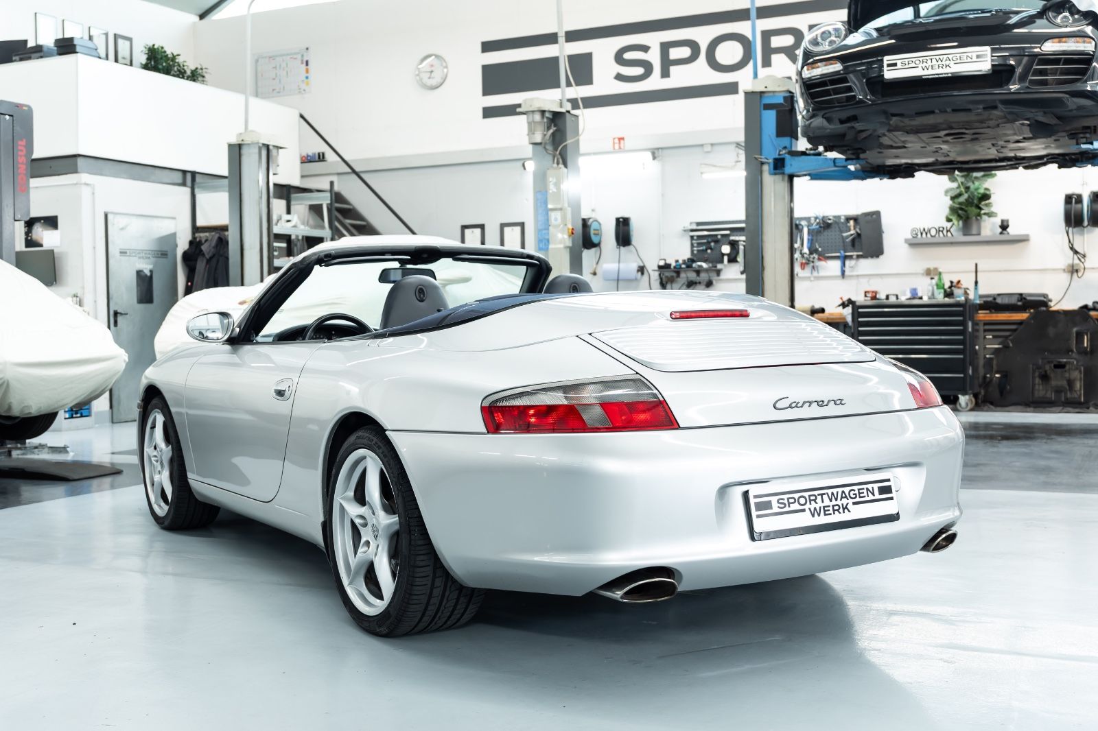 Fahrzeugabbildung Porsche 996 I 911 Carrera Cabriolet I Bose I 1. Lack