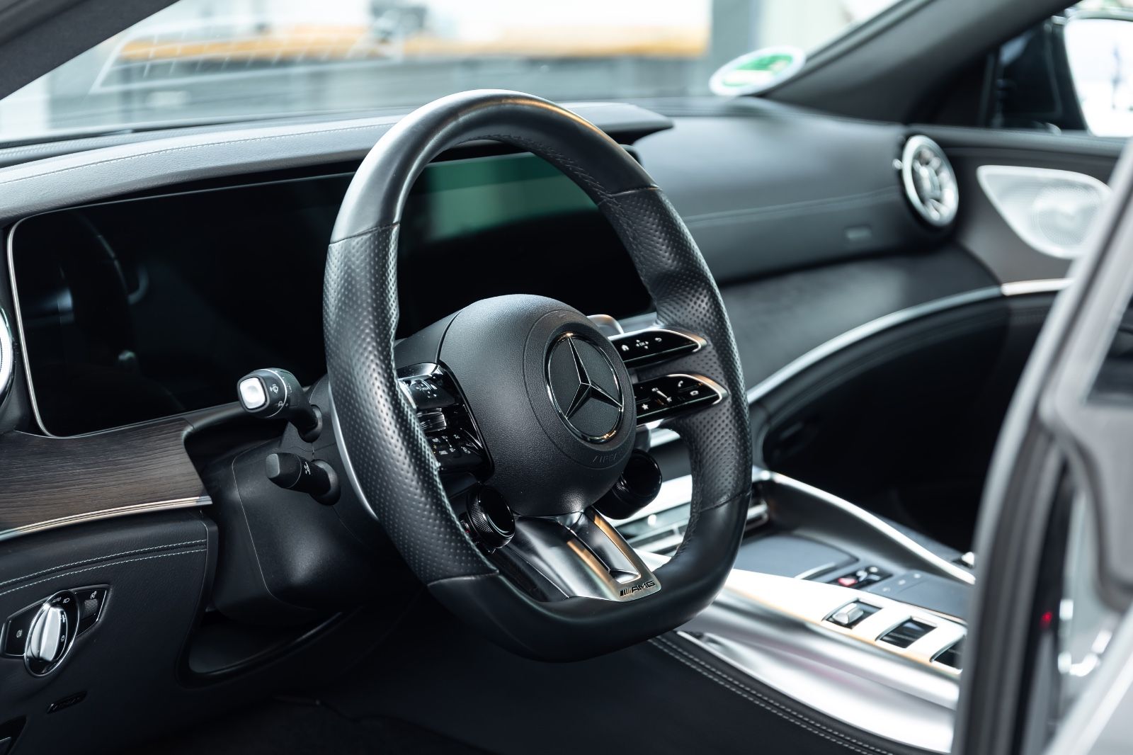 Fahrzeugabbildung Mercedes-Benz AMG GT 53 4Matic+ I Burmester I LED I HuD I 2.Hd