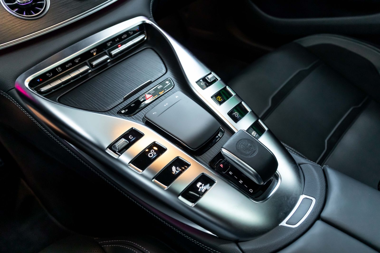 Fahrzeugabbildung Mercedes-Benz AMG GT 53 4Matic+ I Burmester I LED I HuD I 2.Hd