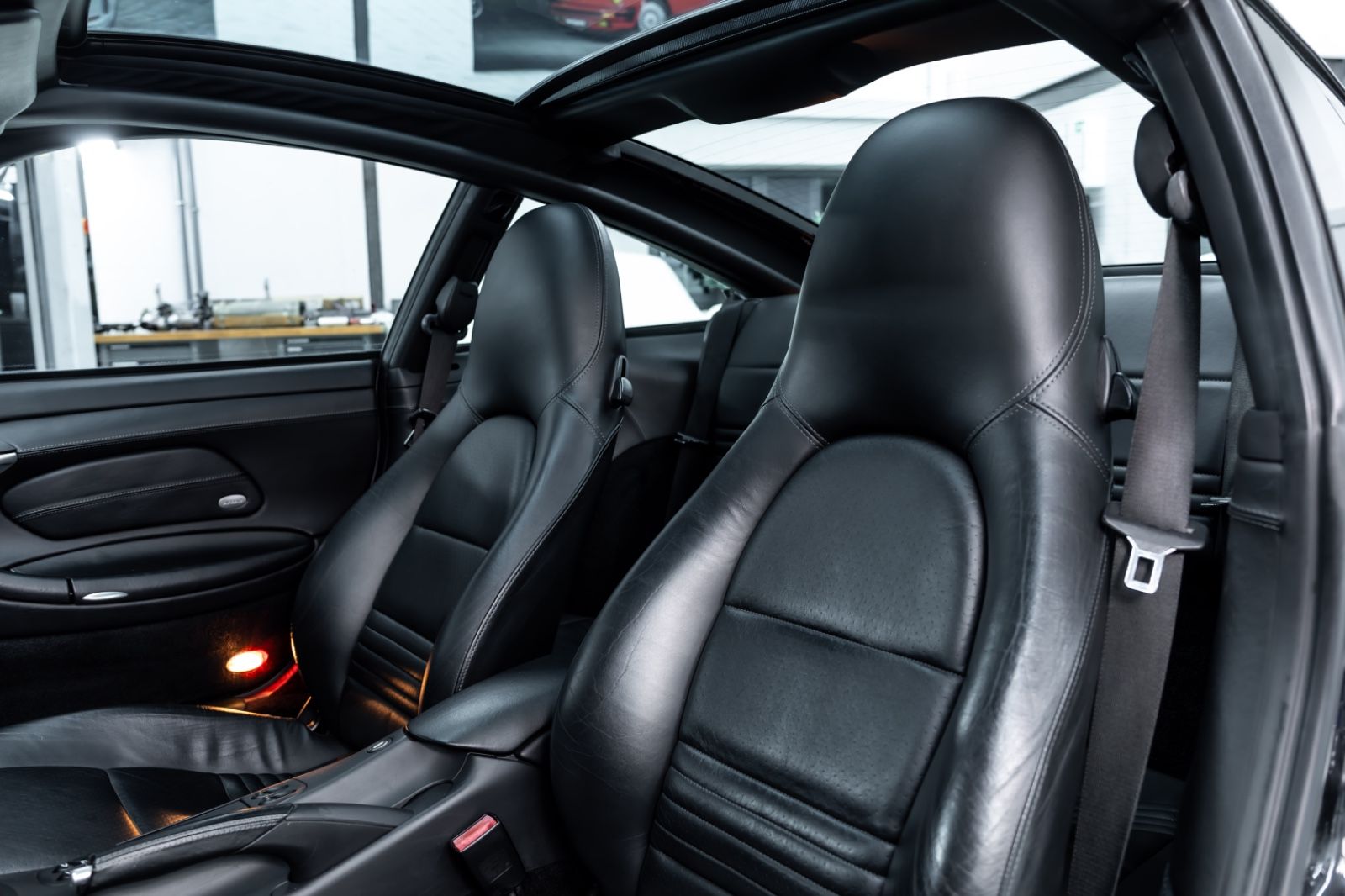 Fahrzeugabbildung Porsche 911 Targa I Navi I Xenon I 2. Hand