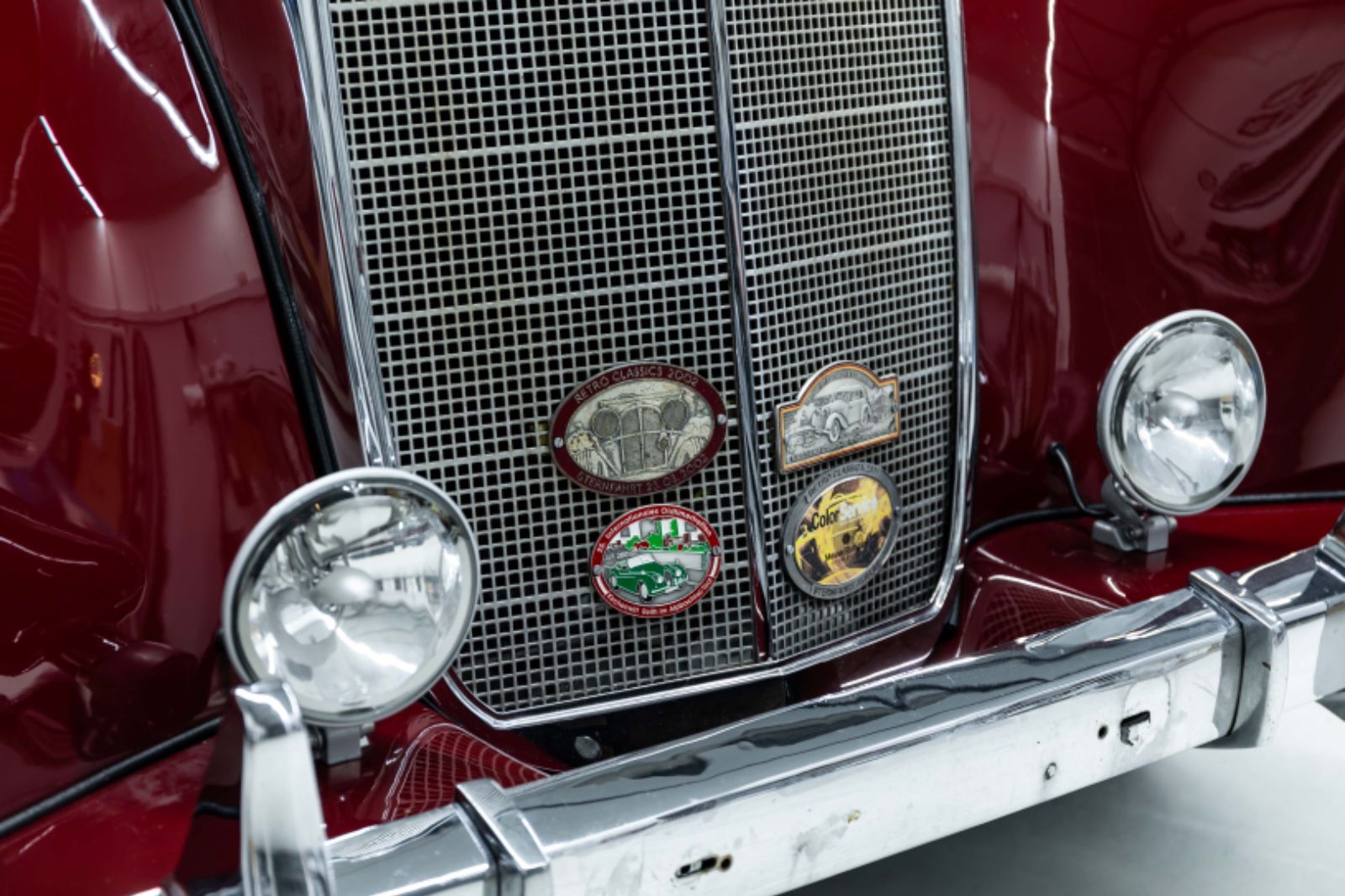 Fahrzeugabbildung Mercedes-Benz 220B Cabriolet W187 I Deutsches KFZ