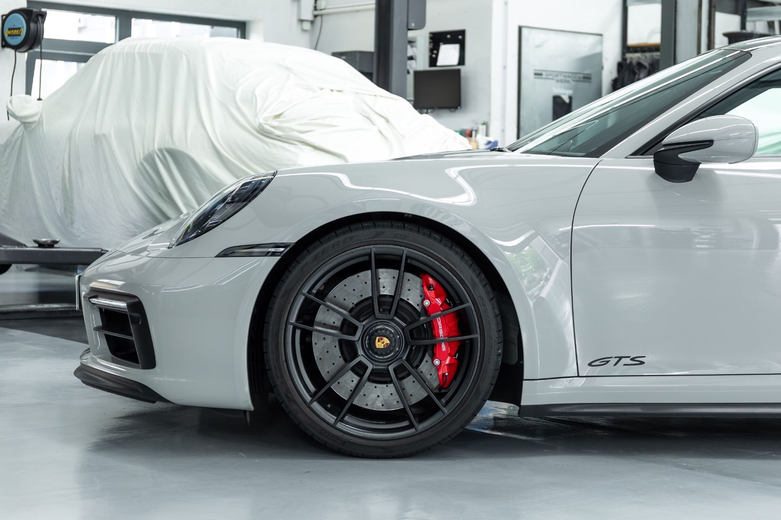 Fahrzeugabbildung Porsche 911 Carrera GTS I PDLS+ I Carbon I Bose I 1.Hand