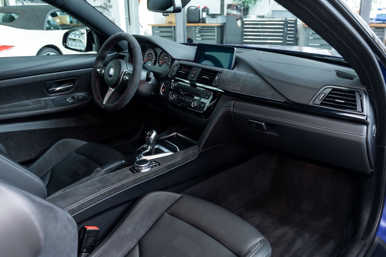 Fahrzeugabbildung BMW M4 CS I Carbon I HuD I LED I 1. Hand I BRD