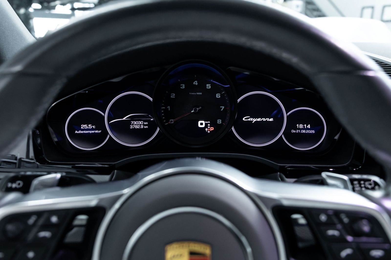 Fahrzeugabbildung Porsche Cayenne I 360° I PDLS + I CarPlay I BRD