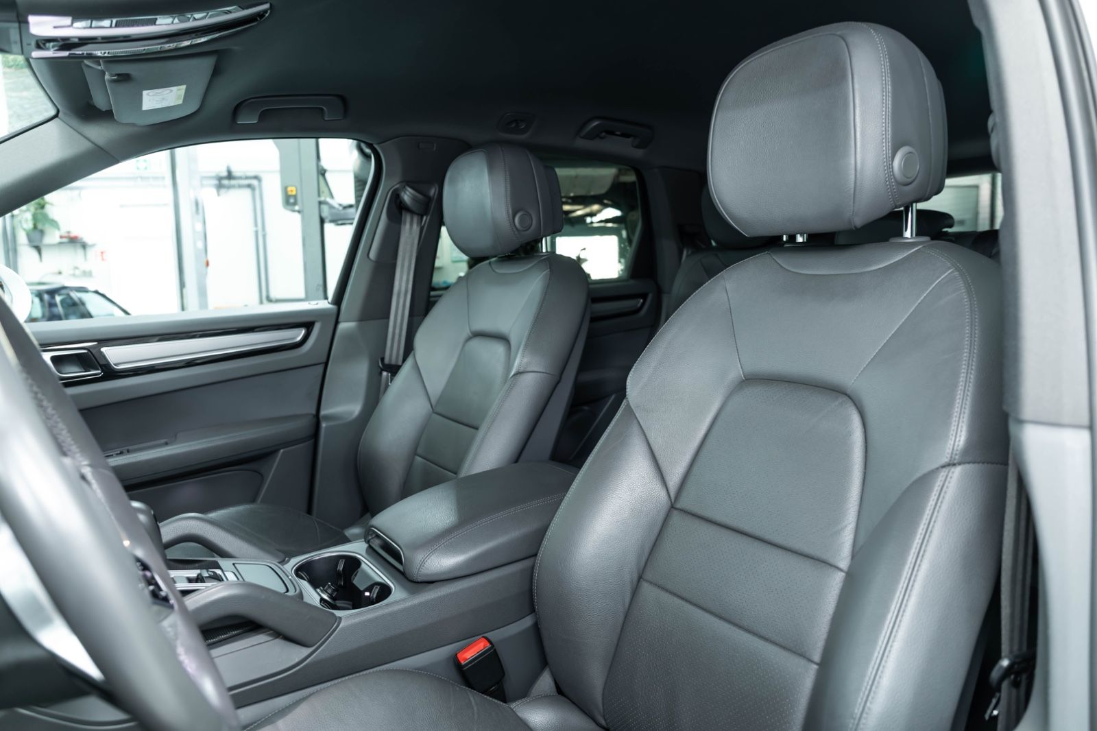 Fahrzeugabbildung Porsche Cayenne I 360° I PDLS + I CarPlay I BRD