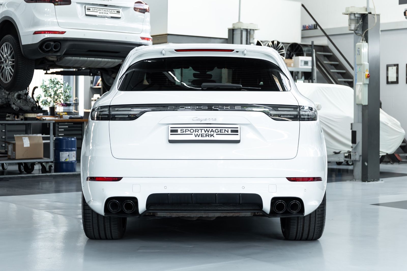 Fahrzeugabbildung Porsche Cayenne I 360° I PDLS + I CarPlay I BRD