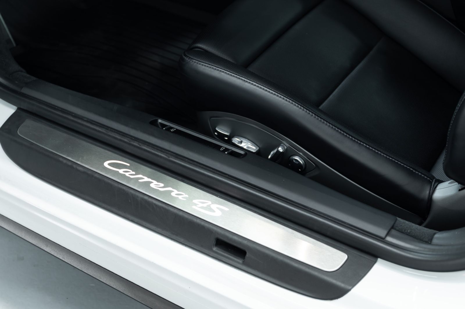 Fahrzeugabbildung Porsche 991 I 911 Carrera 4s I PDLS I Bose I Top Zustand