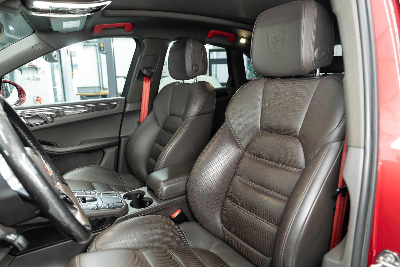 Fahrzeugabbildung Porsche Macan S I PCCB I PDLS I Burmester I *Presse*