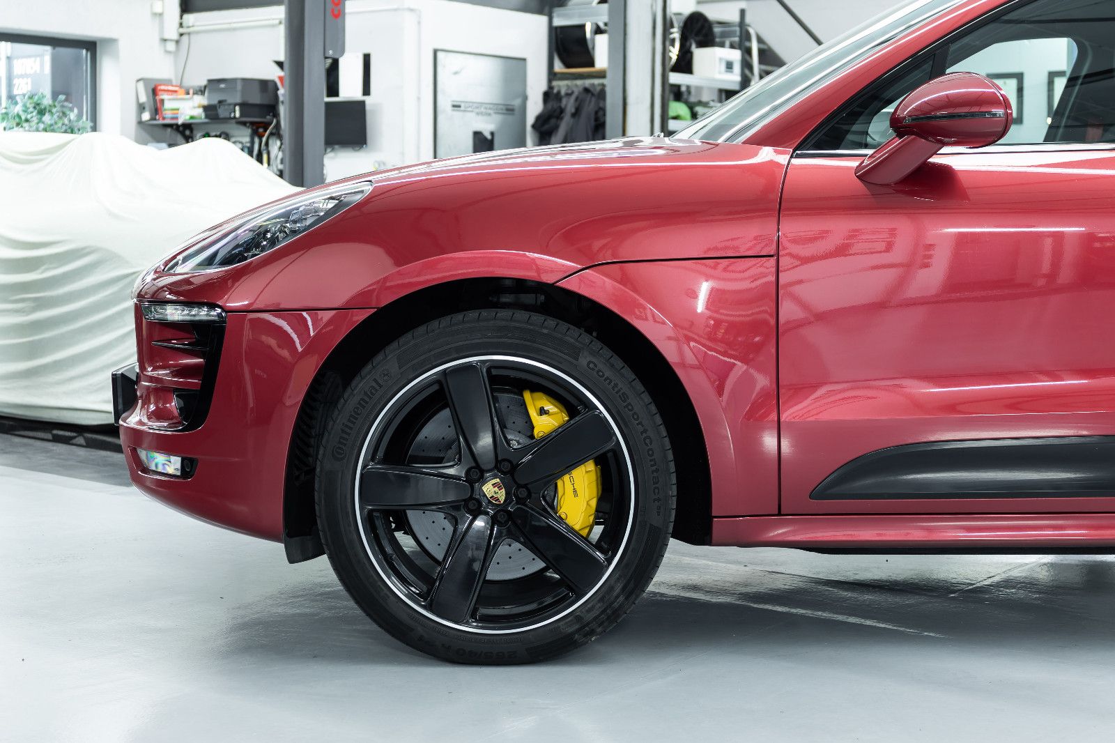 Fahrzeugabbildung Porsche Macan S I PCCB I PDLS I Burmester I *Presse*