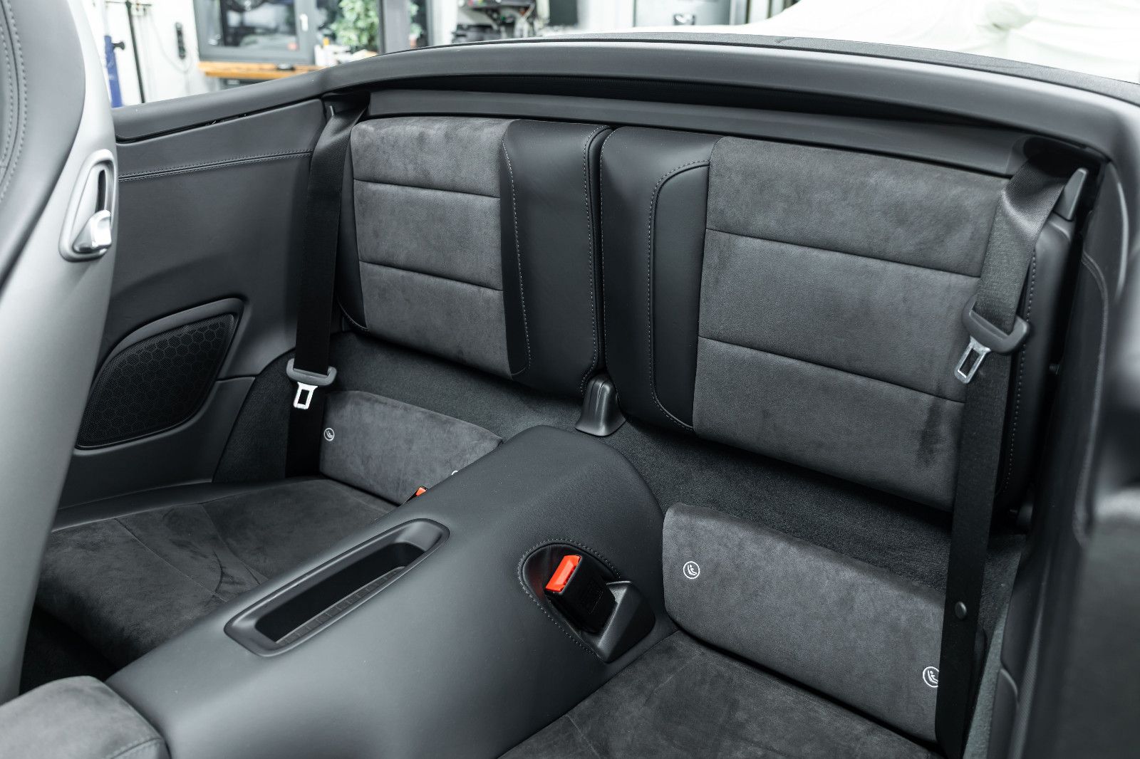 Fahrzeugabbildung Porsche 991 I 911 Carrera GTS Cabriolet I PDLS+ I Bose