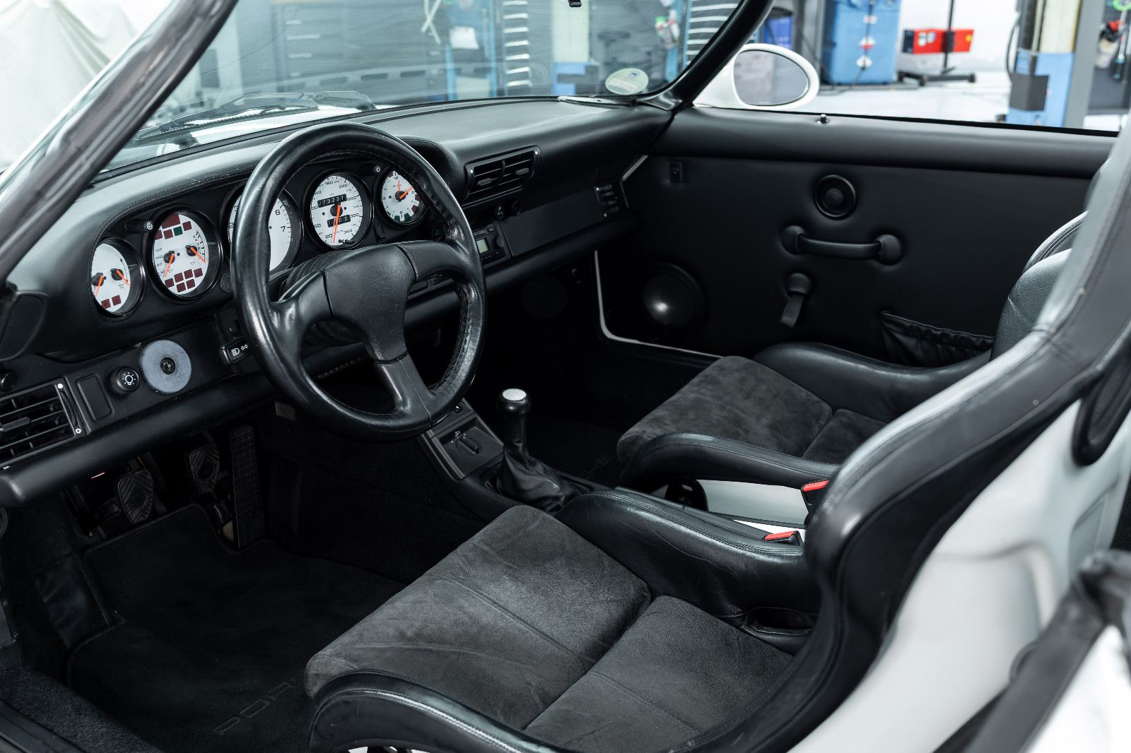 Fahrzeugabbildung Porsche 964 I 911 Speedster I Speedline I 2. Hand I BRD