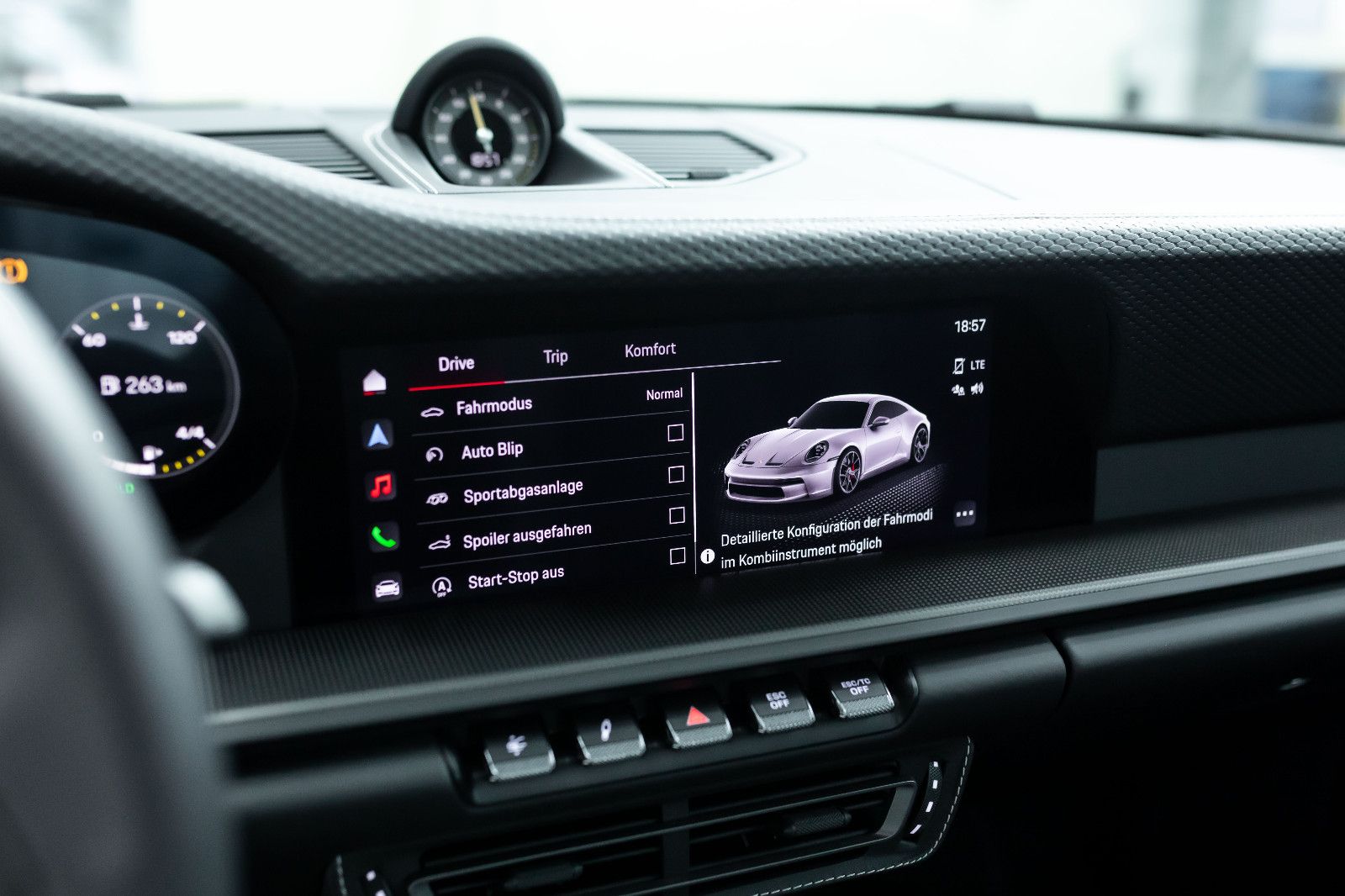 Fahrzeugabbildung Porsche 992 I 911 GT3 Touring I PDLS+ I Lift I Carbon