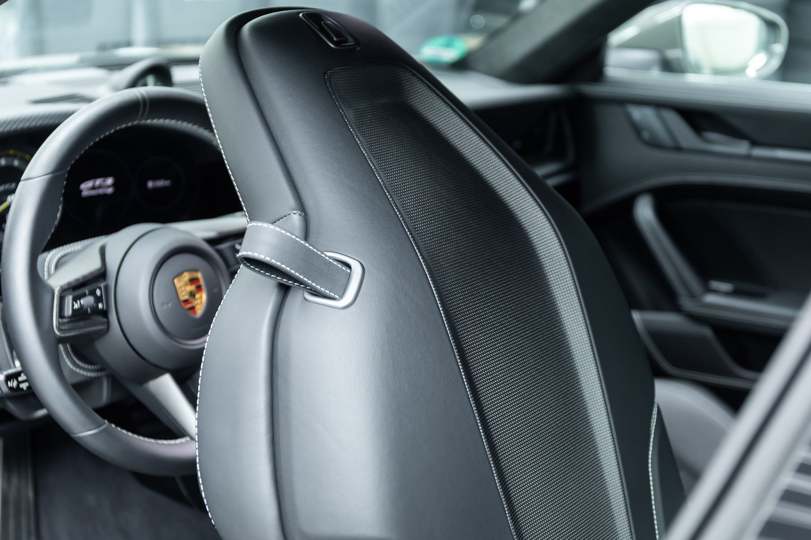 Fahrzeugabbildung Porsche 992 I 911 GT3 Touring I PDLS+ I Lift I Carbon