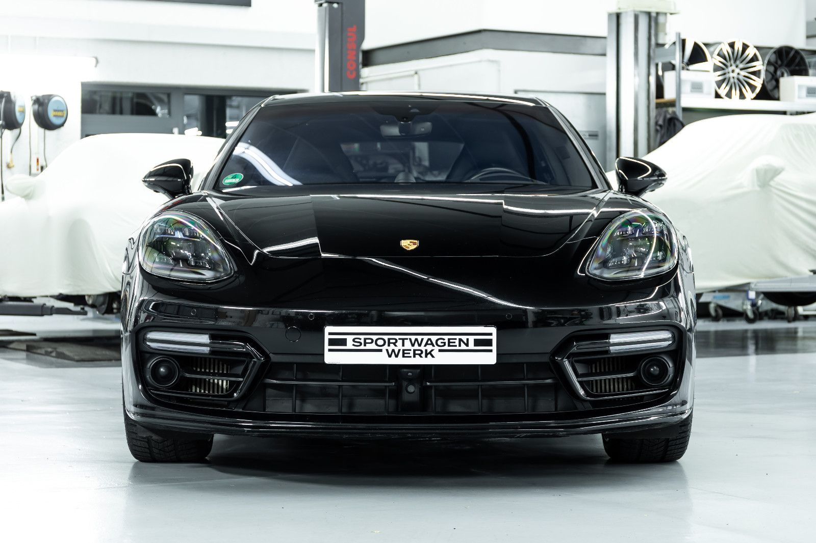 Fahrzeugabbildung Porsche Panamera Sport Turismo 4S E-Hybrid I Burmester