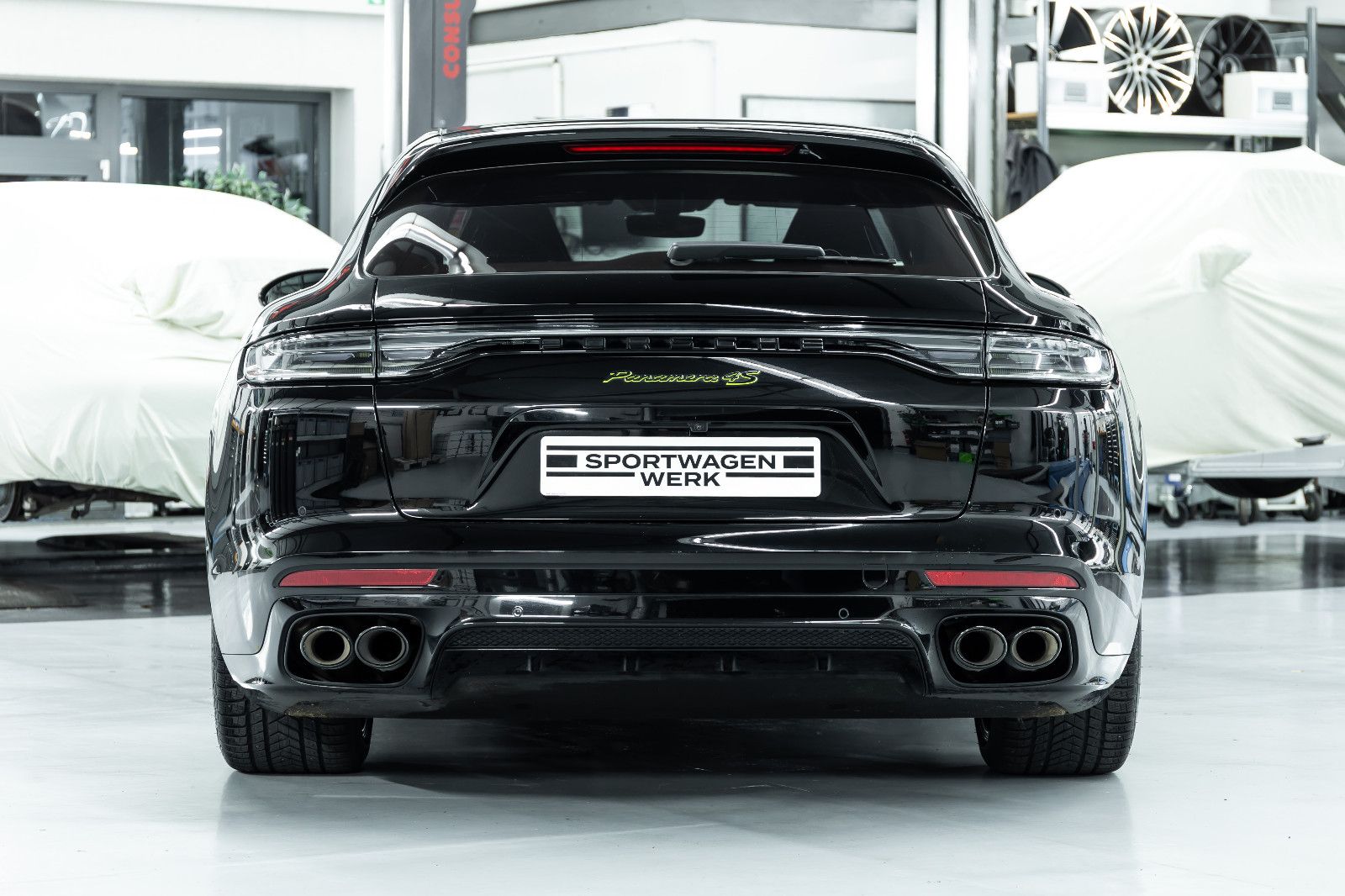 Fahrzeugabbildung Porsche Panamera Sport Turismo 4S E-Hybrid I Burmester