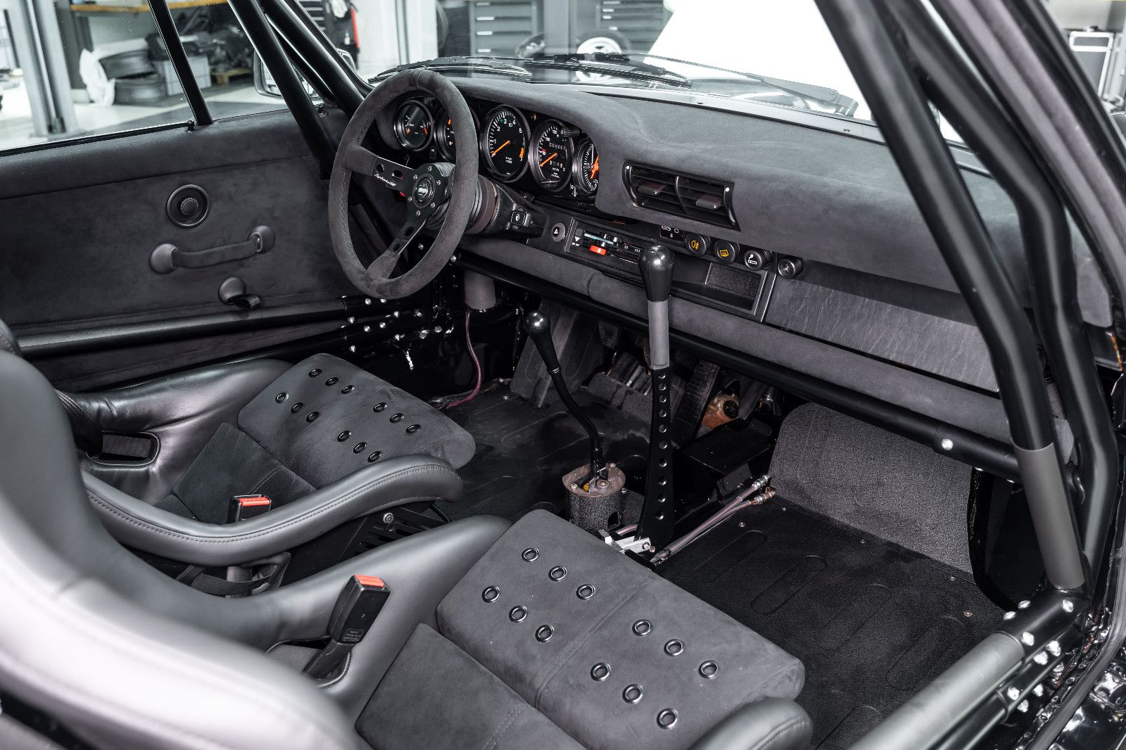 Fahrzeugabbildung Porsche 911 Carrera I Off Road Umbau I H-Zulassung