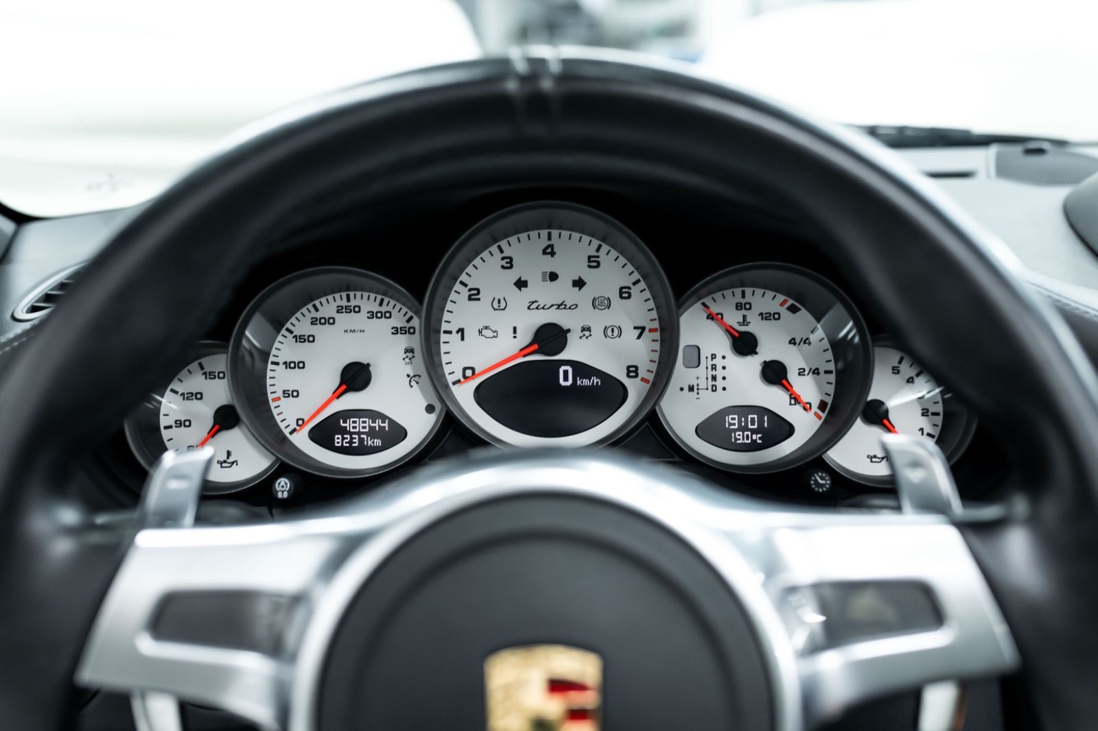 Fahrzeugabbildung Porsche 997 I 911 Turbo Cabrio I Bose I Sitzbelüftung