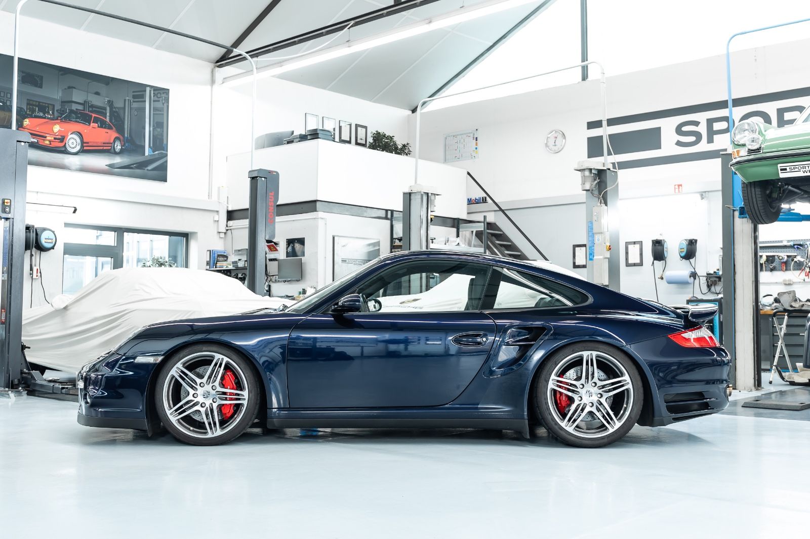 Fahrzeugabbildung Porsche 997 I 911 Turbo I Bose I PASM I X-Codes