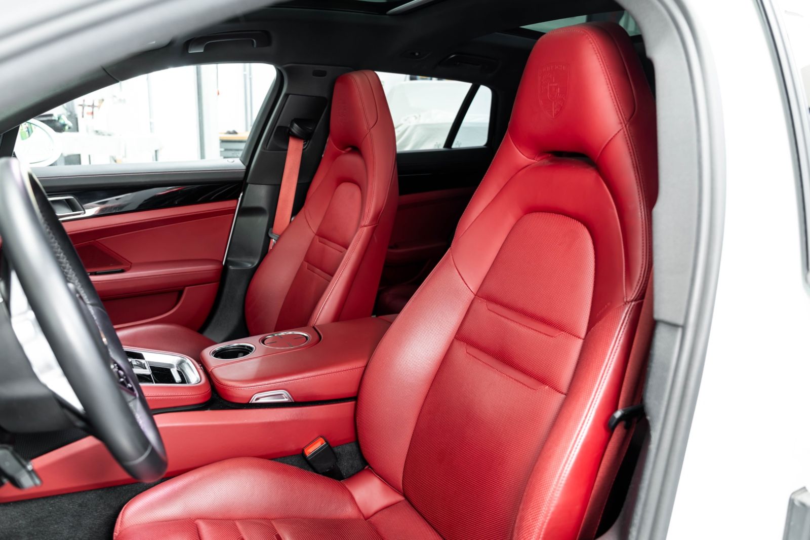 Fahrzeugabbildung Porsche Panamera 4S Sport Turismo I Bose I Sitz Klima