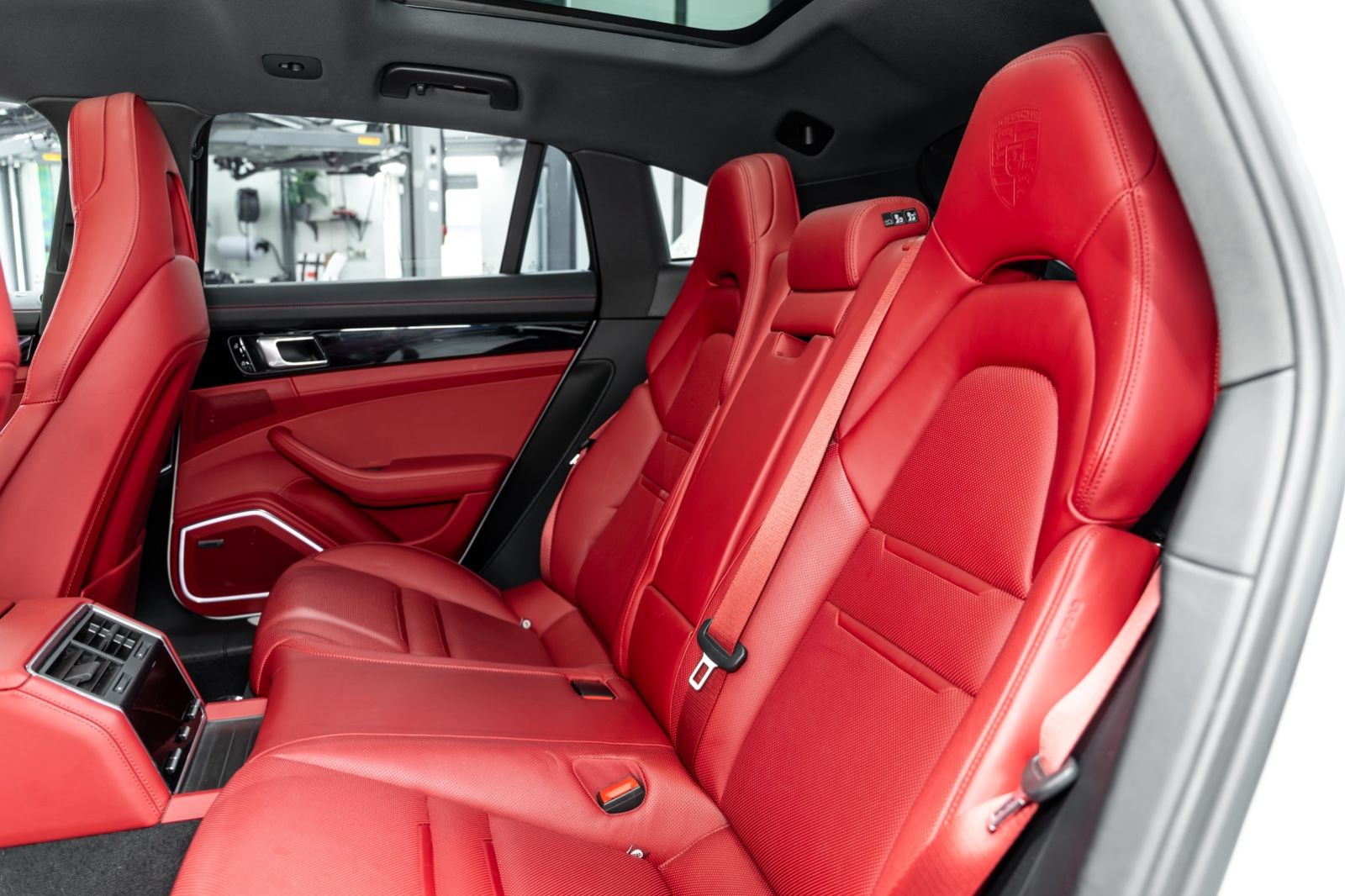 Fahrzeugabbildung Porsche Panamera 4S Sport Turismo I Bose I Sitz Klima