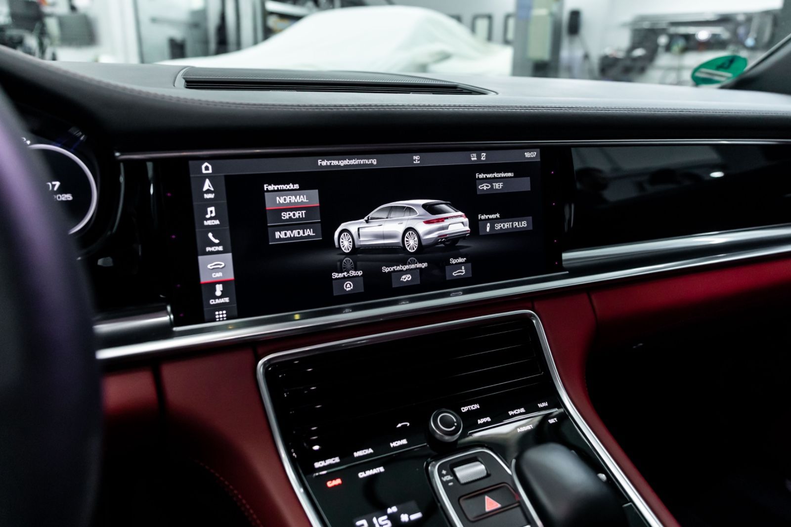 Fahrzeugabbildung Porsche Panamera 4S Sport Turismo I Bose I Sitz Klima