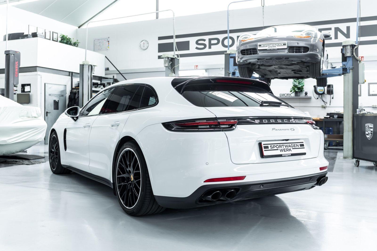 Fahrzeugabbildung Porsche Panamera 4S Sport Turismo I Bose I Sitz Klima
