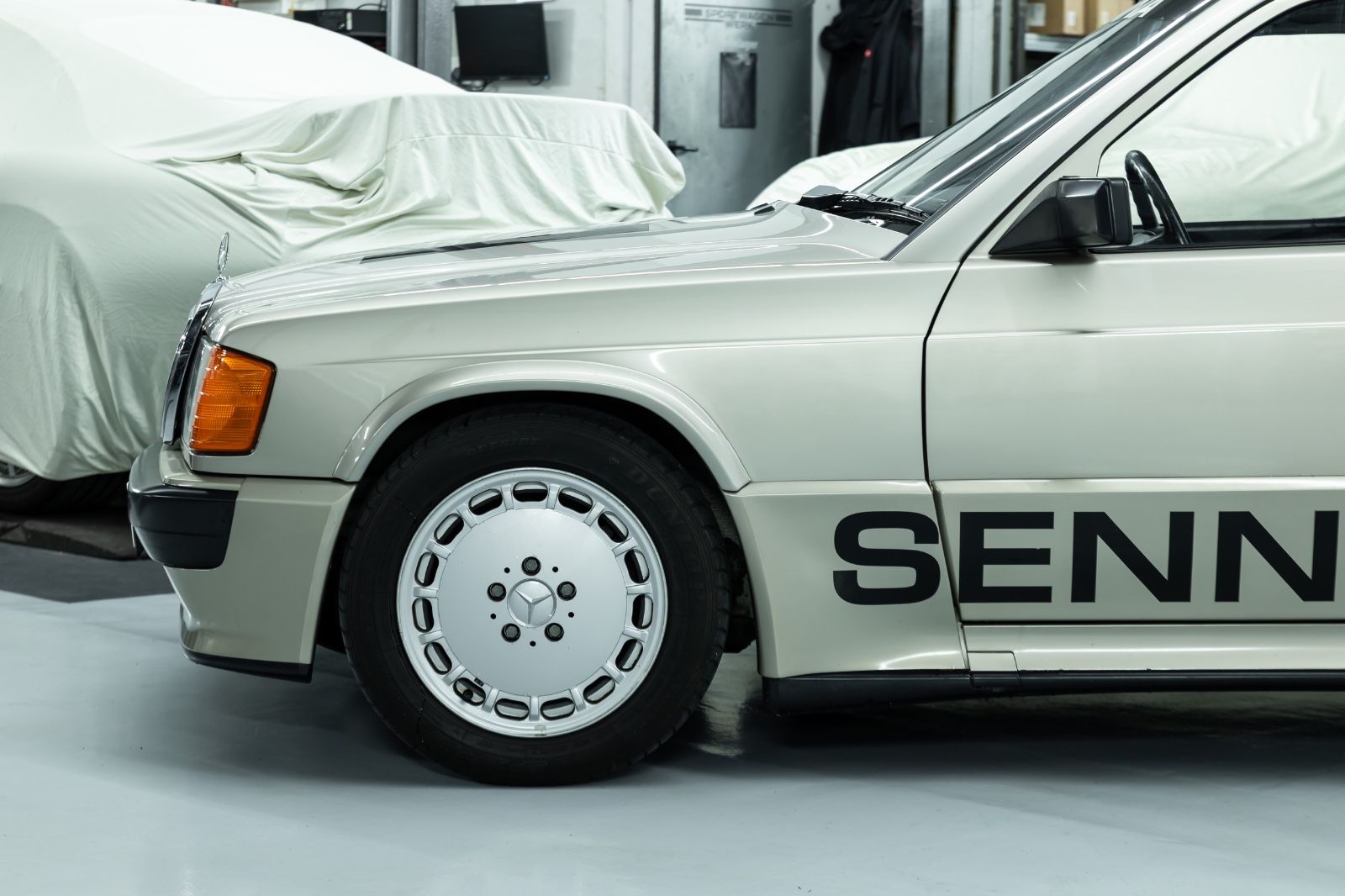 Fahrzeugabbildung Mercedes-Benz 190E 2.3-16V W201 I Top Zustand I 2. Hand I BRD